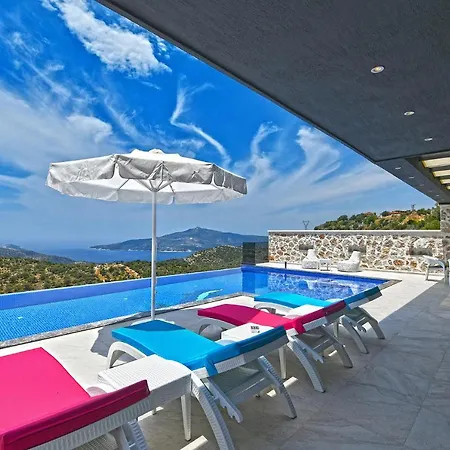 Willa Su Kaş